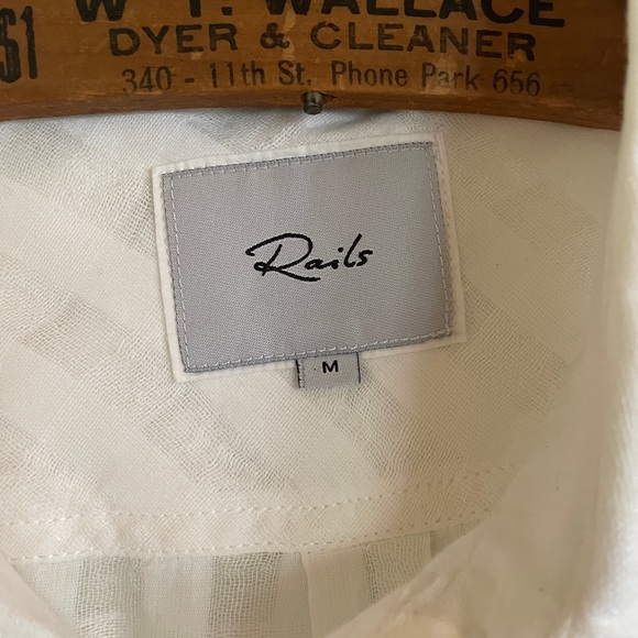 Rails white gauze button down size medium - Picture 4 of 4